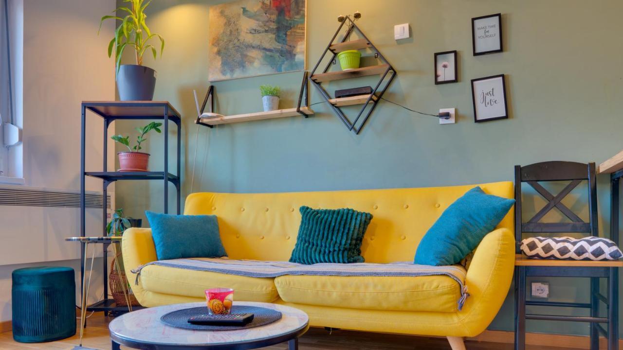 SPA apartment YANG - jakkuzi, sauna, spa Novi Sad Bagian luar foto