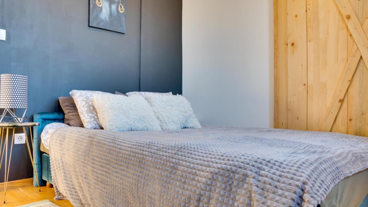SPA apartment YANG - jakkuzi, sauna, spa Novi Sad Bagian luar foto