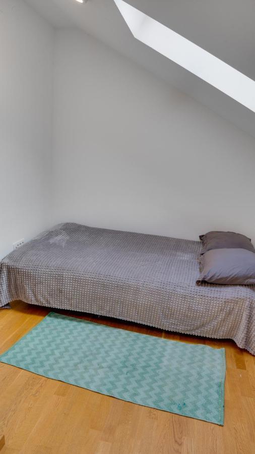 SPA apartment YANG - jakkuzi, sauna, spa Novi Sad Bagian luar foto