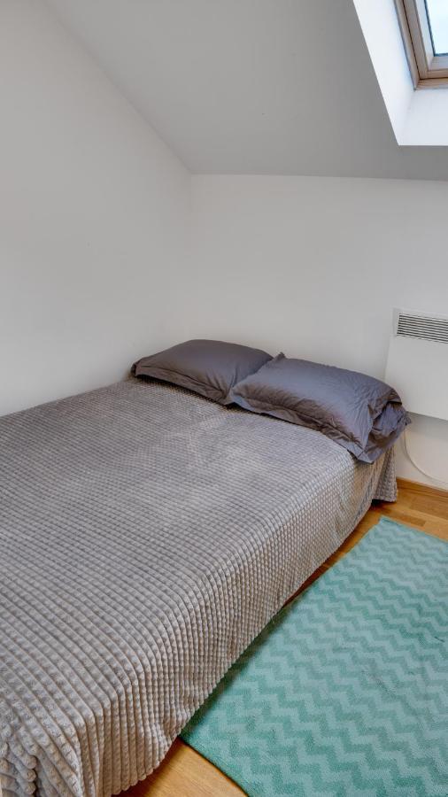SPA apartment YANG - jakkuzi, sauna, spa Novi Sad Bagian luar foto