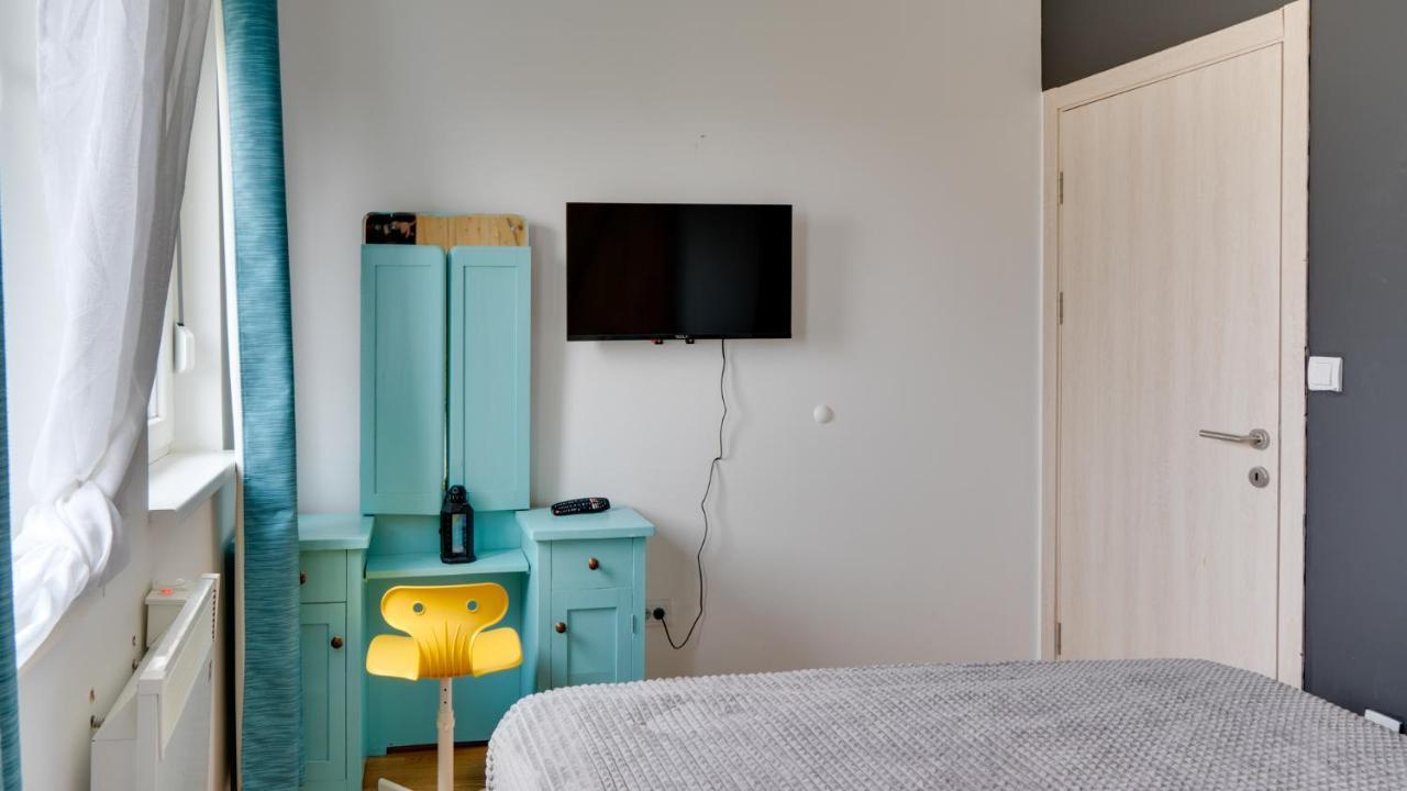 SPA apartment YANG - jakkuzi, sauna, spa Novi Sad Bagian luar foto