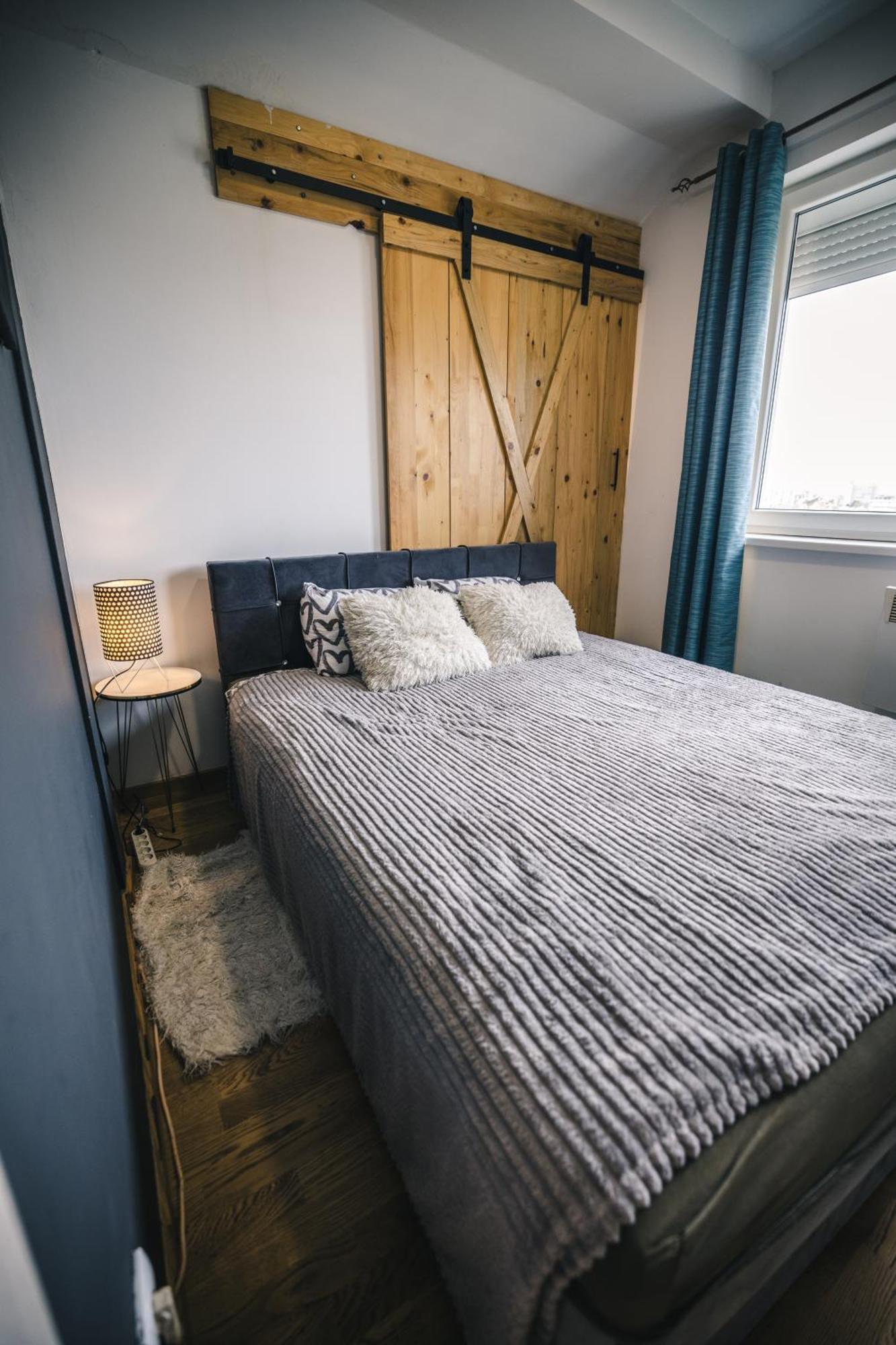 SPA apartment YANG - jakkuzi, sauna, spa Novi Sad Bagian luar foto